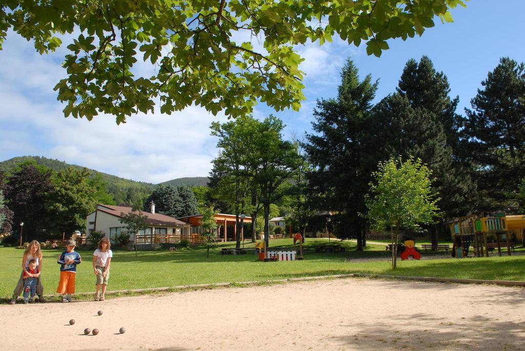 Vvf Les Cevennes Hotel Bédouès Eksteriør billede